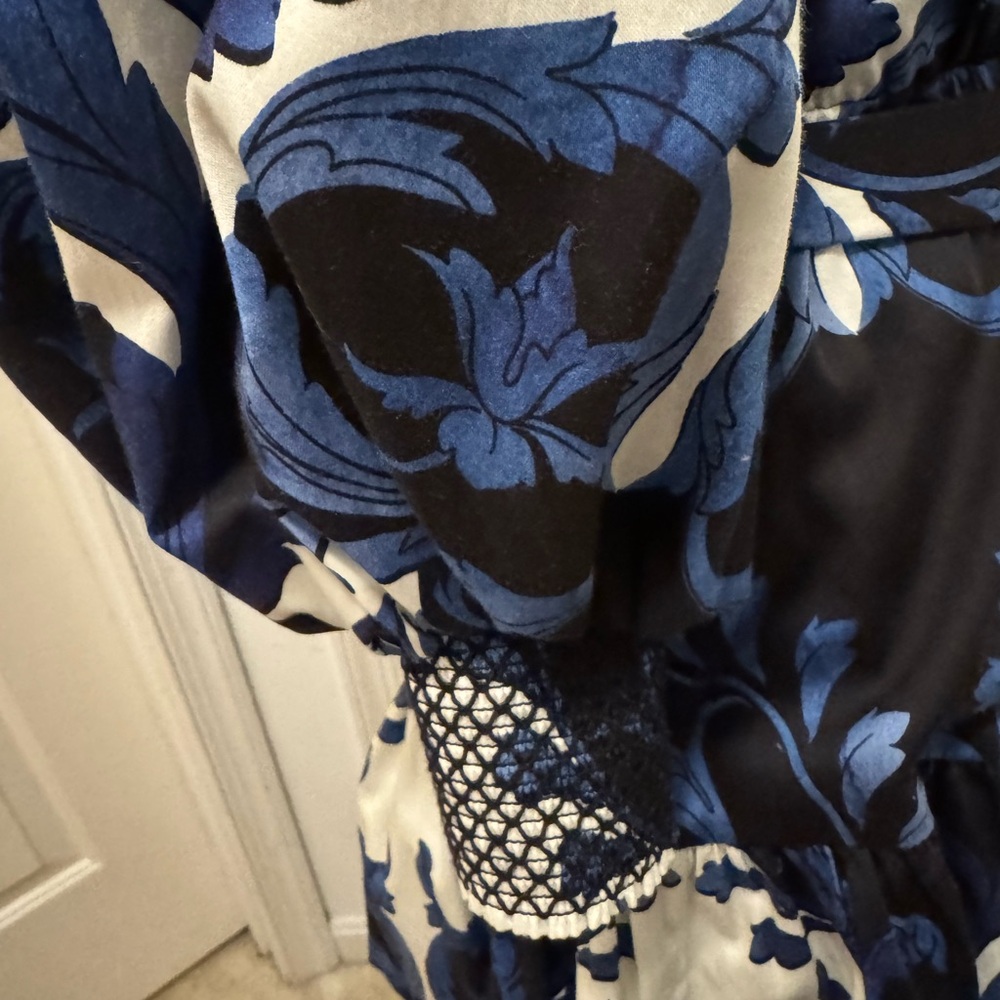 Alice + Olivia Navy and White Floral Mini Dress - Picture 10 of 16